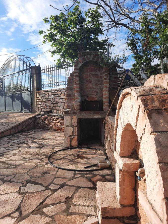 Ardiano Casa de Férias